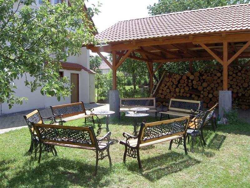 Hotel Klor Дудлеби Экстерьер фото